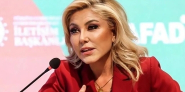 sebnem-bursalidan-cesmedeki-su-krizi-ile-ilgili-cok-sert-sozler-1753534600034.jpeg