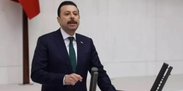 ak-partili-kayadan-izsuya-kayip-kacak-elestiri-6-milyar-liralik-icme-suyu-heba-oldu-1754309172082.jp_.jpeg