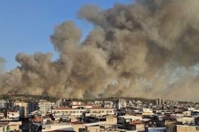 izmir-bucada-buyuk-yangin-3-supheli-gozaltinda-1755065328265.jpeg