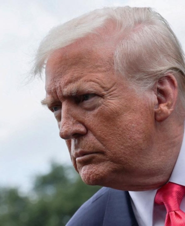 trump-re-2380153.jpg