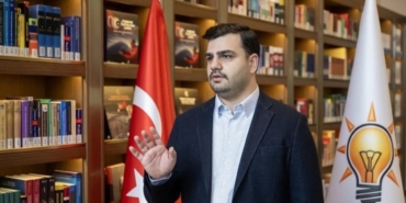 ak-parti-genel-sekreteri-inandan-chpli-belediyelere-cop-elestirisi-izmiri-krizden-krize-surukluyorsu.jpeg