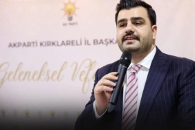 ak-partiden-ozgur-ozele-sert-tepki-kurultay-yetmez-koltuktaki-saibeyi-temizleyemezsin-1758458998932.jpeg