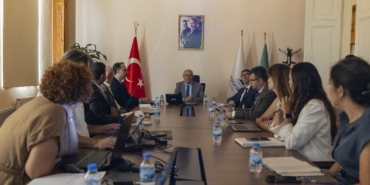 izmirin-yol-haritasi-ciziliyor-15-yillik-ulasim-vizyonu-devrede-1757563983165.jpg
