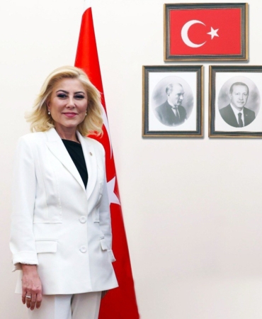 ak-parti-izmir-milletvekili-sebnem-bursali-terorsuz-turkiye-surecinde-tarihi-bir-esigi-geride-birakt.jpeg