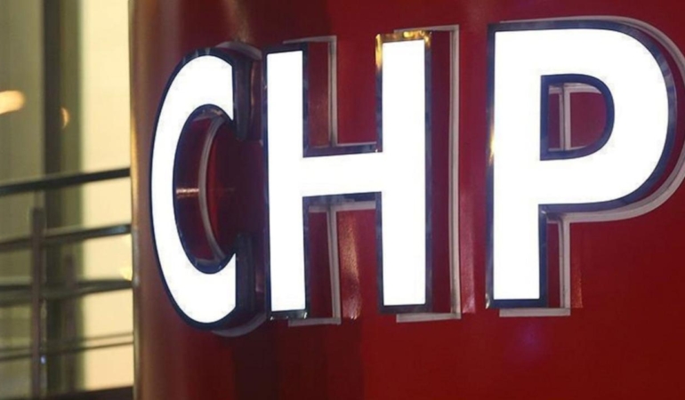 CHP’de 5 belediye başkanının disipline sevk edilmesi için ihraç talebi yapıldı.