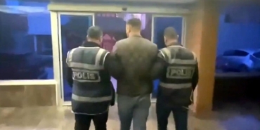 izmir-dahil-10-ilde-operasyon-baygaralar-suc-orgutu-cokertildi-cok-sayida-gozalti-1760348869039.jpg