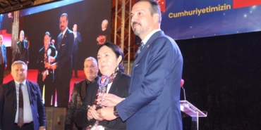 kursad-zorlu-odul-aa-2411396.jpg