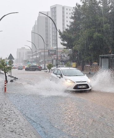antalya-saganak-2309490.jpg