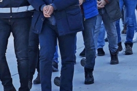 izmirde-safak-operasyonu-145-gozalti-1764313508915.jpeg
