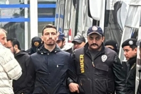 futbolda-bahis-sorusturmasinda-carpici-detay-telefonlarindan-sanal-kumar-cikti-1765608728942.jpeg