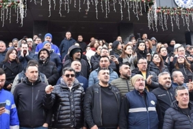 izmir-bucada-maas-krizi-1600-kisi-is-birakacak-belediye-iscilerinden-cop-toplamama-karari-1767014105.jpeg