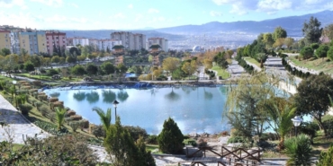antik-cagdan-bu-yana-yerlesim-yeri-izmirin-en-kalabalik-ilcesi-adini-nereden-aliyor-1769699473894.jp_.jpeg