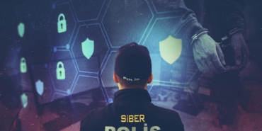 siber-polis-sahte-diploma-cetesi-stok-2387083.jpg