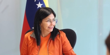 venezuela-yuksek-adalet-mahkemesi-delcy-rodriguezi-gecici-devlet-baskani-olarak-gorevlendirdi-176753.jpeg