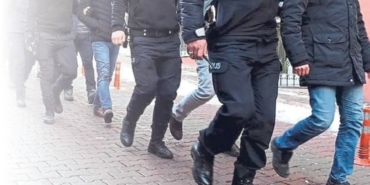 izmirde-deas-operasyonu-8-supheli-yakalandi-1771441452722.jpeg