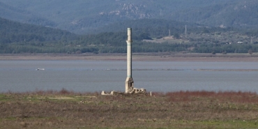 izmirde-yagmur-bereketi-1-yillik-yagis-45-gunde-dustu-1771919030475.jpeg