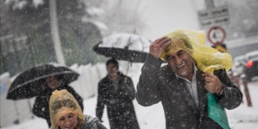 son-dakika-o-iller-icin-kar-alarmi-izmirde-kar-yagacak-mi-1772039062821.jpg