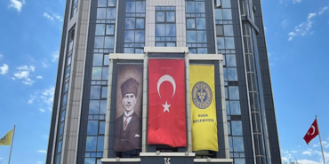 izmir-buca-belediyesinde-kontenjanlar-ese-dosta-ayrilmissayilari-ortaya-cikti-o-calisanlara-hafta-so.png