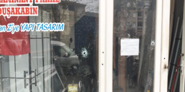izmirde-silah-sesleri-is-yerine-saldiri-duzenlendi-1775049576590.png