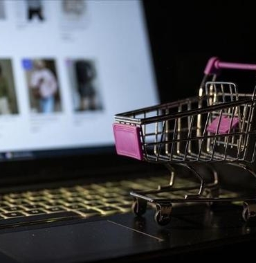 turkiye-de-e-ticarette-islem-sayisi-son-5-yilda-1-milyardan-7-milyara-cikti-868.jpg