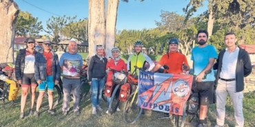 2-bin-kilometre-pedal-cevirip-bergamaya-geldiler-1777659027693.jpeg
