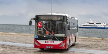 eshottan-izmirlilere-duyuru-otobus-hareket-saatlerinde-guncelleme-1779093582686.jpeg