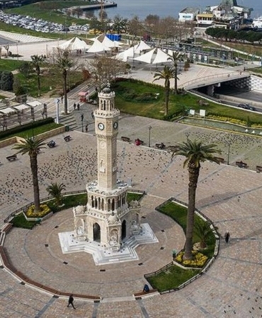 gelen-bu-sehir-farkli-diyor-izmire-yolunuz-duserse-sasirabileceginiz-bazi-seyler-1778063208883.jpg
