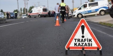 izmirde-feci-kaza-2-kisi-hayatini-kaybetti-1780042796792.jpg
