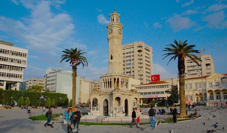 izmirde-gezi-rotasi-izmirde-hafta-sonu-nereye-gidilir-iste-20-oneri-1778406956802.jpg