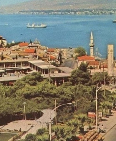 izmirin-eski-hali-ortaya-cikti-iste-o-tarihi-fotograflar-1778578776919.jpg