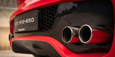 vw-golf-gti-w12-650-in-roter-lackierung.jpg