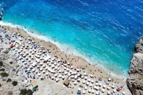 izmirin-mavi-bayrakli-plajlari-ilce-ilce-liste-1782629907444.jpg