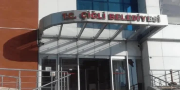 cigli-belediyesinde-bes-skandali-iscilerin-maasindan-kesmisler-ama-sozlesme-bile-yapmamislar-1783661.webp