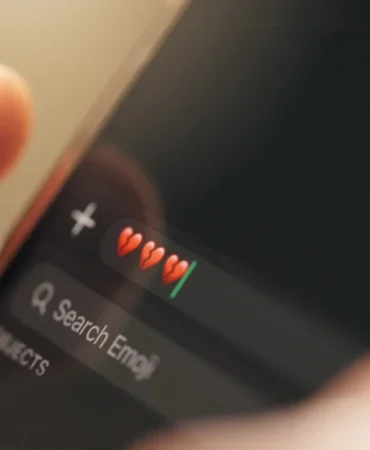 cin-siber-alan-yonetimi-ve-devlet-kurumlarinin-yapay-zeka-tabanli-romantik-arkadaslik-uygulamalarina.webp