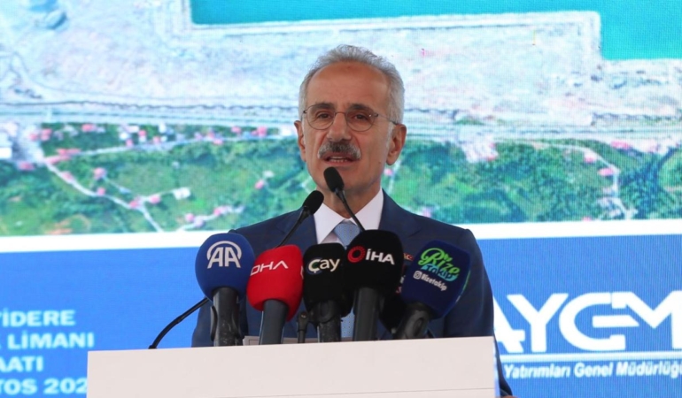 İyidere Lojistik Limanı’nda fiziki gerçekleşme seviyesi yüzde 82’ye ulaştı.