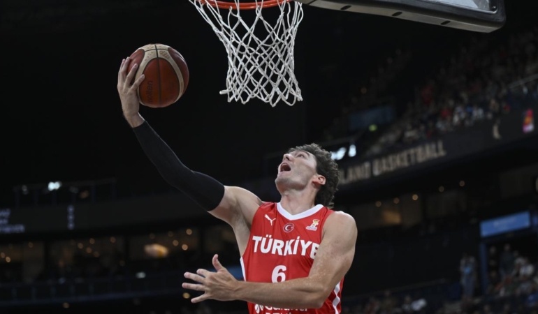12 Dev Adam’ın hedefi İzlanda’da üst üste 8 galibiyet almak.