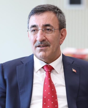 cevdet-yilmaz-2479231.jpg