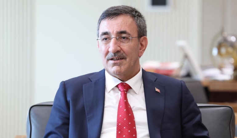 Cevdet Yılmaz, Cumhurbaşkanlığına vekalet edecek.