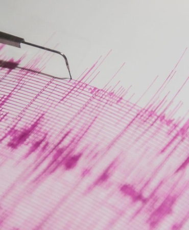 deprem-2480656.jpg
