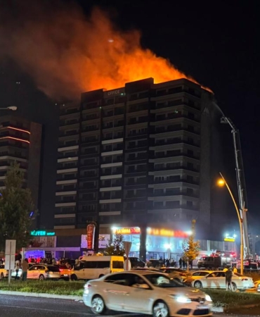 diyarbakir-plaza-yangin-dha-2484368.jpg