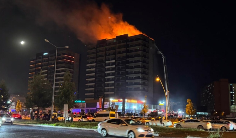 diyarbakir-plaza-yangin-dha-2484368.jpg