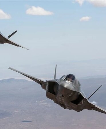 f-35-quk8-cover-xv2n_cover.jpg
