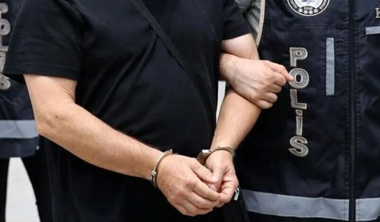 Eski MİT görevlisi Kaşif Kozanoğlu’nun ölümüyle ilgili soruşturma kapsamında 10 kişi gözaltına alındı.