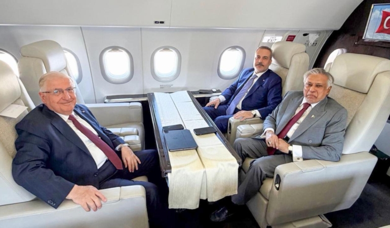 Bakanlar Fidan ve Güler, Pakistan Dışişleri Bakanı Dar ile birlikte Bişkek’e seyahat ediyor.