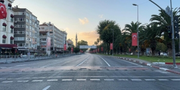 istanbul-zafer-bayrami-trafikdha-2485803.jpg