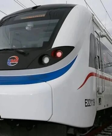 izmirde-30-agustos-gunu-izban-ucretsiz-mi-1787930088611.jpeg
