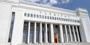 izmirdeki-is-yerinde-ahlaksiz-harekete-yargitaydan-cevap-geldi-is-mahkemesinin-magdur-dedigi-kadin-i.webp