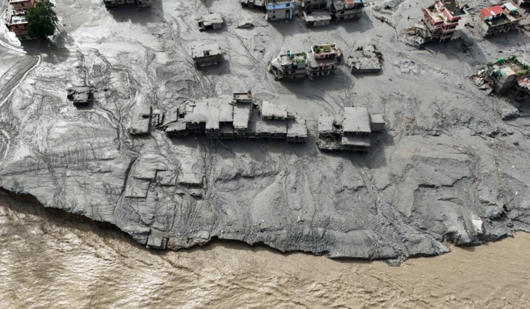 nepal-flood-re-2485418.jpg