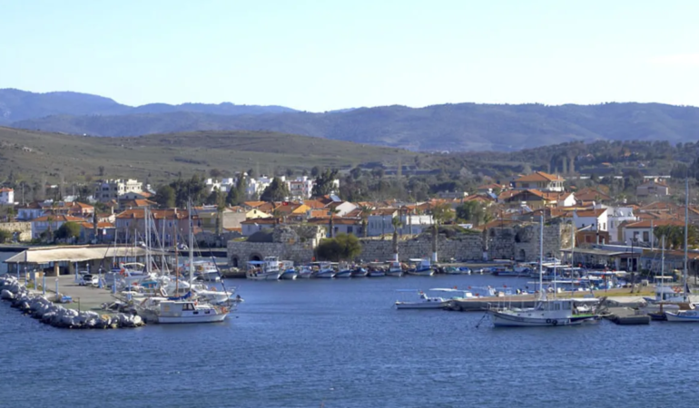 Çeşme’nin Yerini Alıyor! İzmir’de Eylül tatilinin yeni cazibe merkezi belirlendi: Gidenler bir daha dönmek istemiyor.