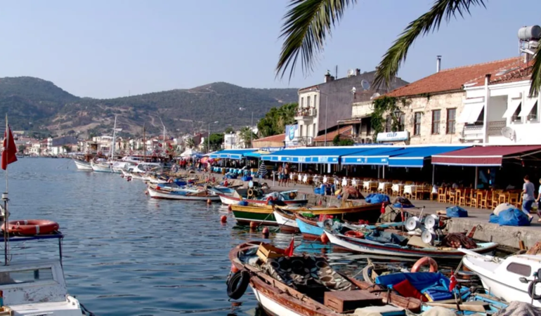 Eylülde bütçenizi koruyun! İZBAN’a binenler için İzmir’de çocuklu ailelere uygun tasarruflu rota.